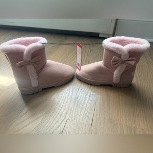 Rampage Girls Pink Faux Suede Ankle Boots with Bow
